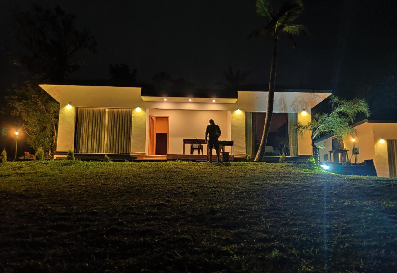 Peakaavu Cottages อีดุกกี ภายนอก รูปภาพ